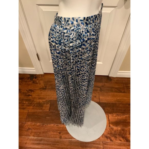 Hunter Bell Blue & Silver Leopard Print "Piper" Pleated Midi Skirt, Size 4, NWT! - Picture 3 of 7
